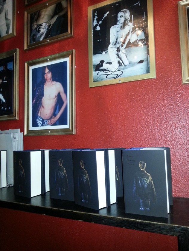 James Osterberg sanoo: Kerro kaverillesi Perkeleestä